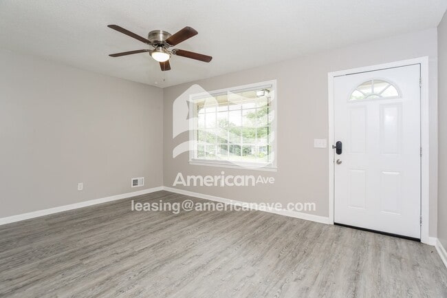 Photo - 108 Crestmore Dr
