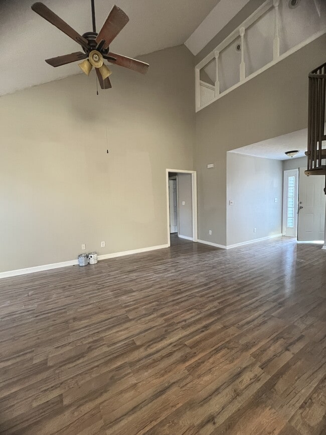 Photo - 1714 Dublin Ct