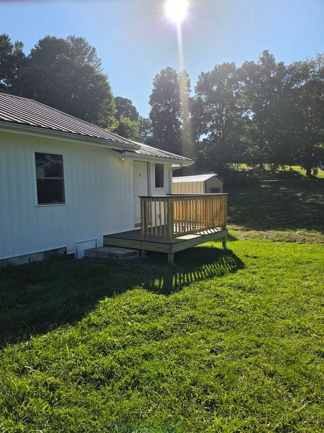 Photo - 1601 Chinquapin Grove Rd