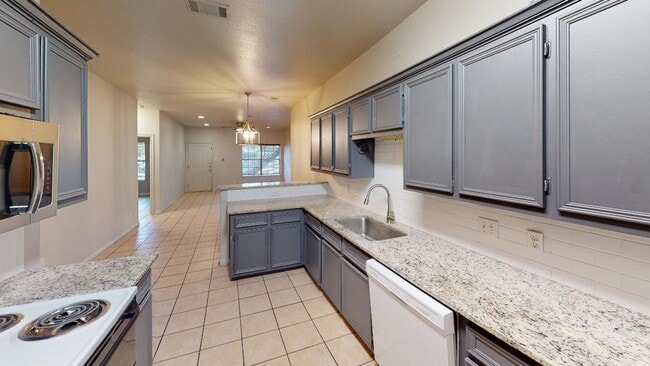 Photo - 1621 Bagby Ave Unidad A