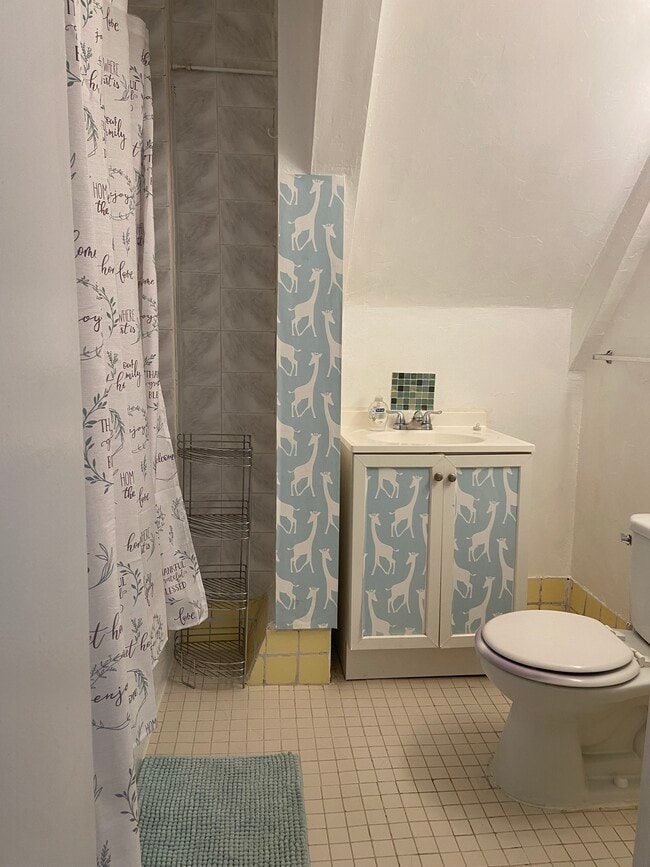 Photo - 126 Holloway Ave Unit studio