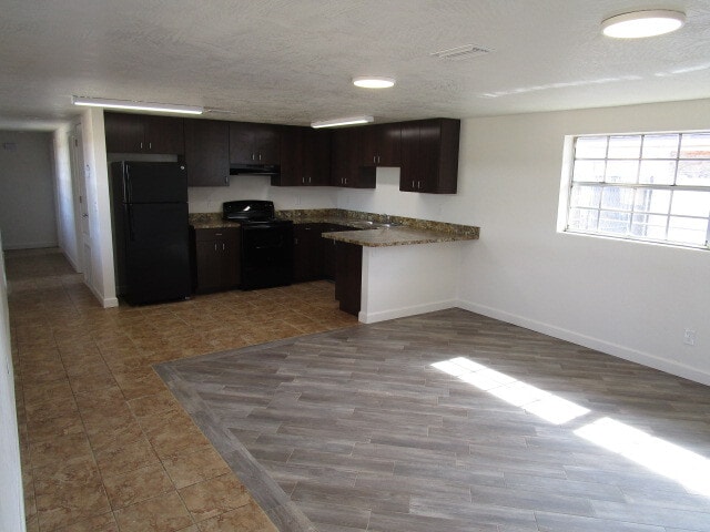 Photo - 1221 Essex Rd