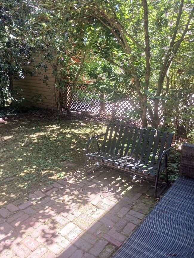 Photo - Come Lease at Virginia Highland/Morningside! Don’t miss this amazing offer!