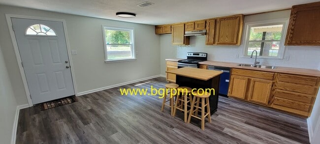 Photo - 3 BD, 1 1/2 BA home in Lonoke