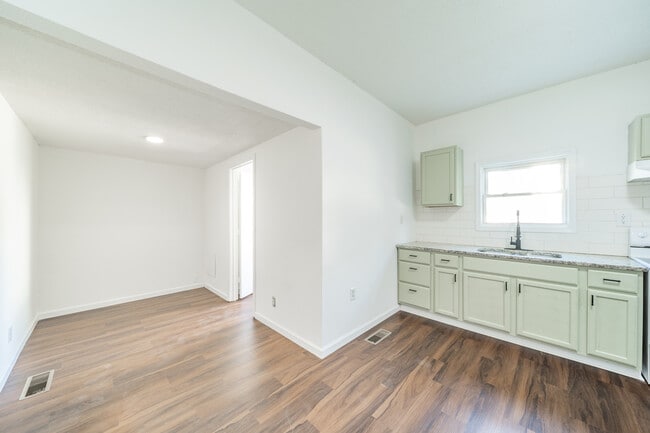 Photo - 1701 Fletcher Ave
