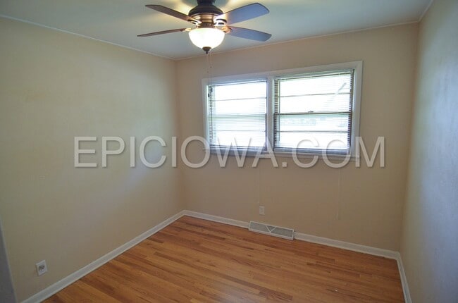 Photo - 3040 3rd Ave