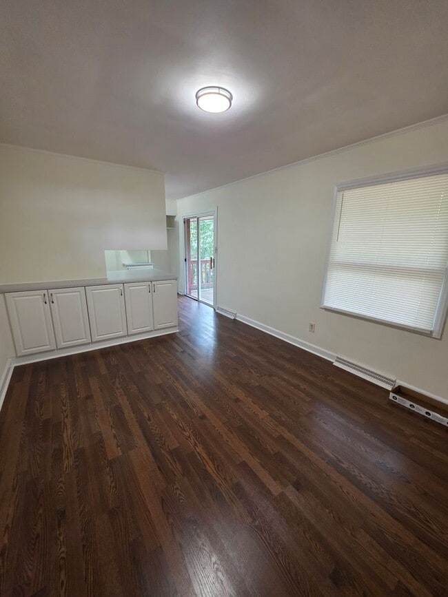 Photo - 3 BR 2 bath in north High Point!