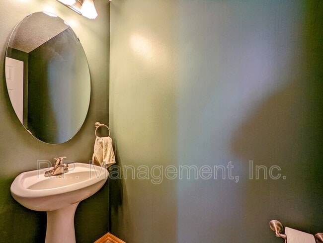 Photo - 1909 Bluestem Ln