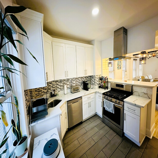 Photo - 13937 86th Ave