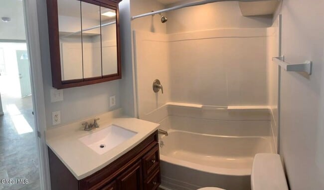323 19th St Unit 1