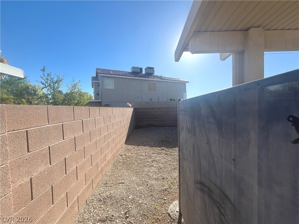 Photo - 1667 Tangerine Rose Dr
