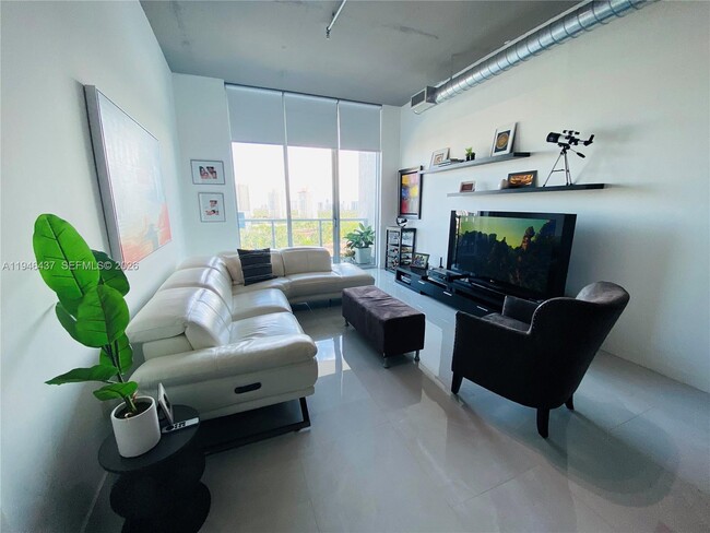 Building Photo - 3029 NE 188th St Unit 1014