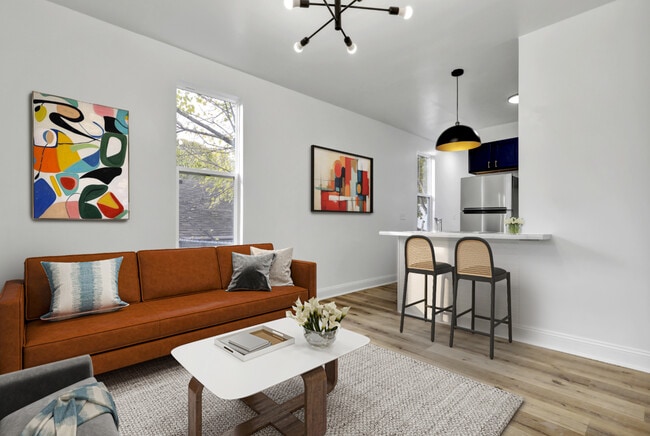 624 W Lapeer St Unit 2