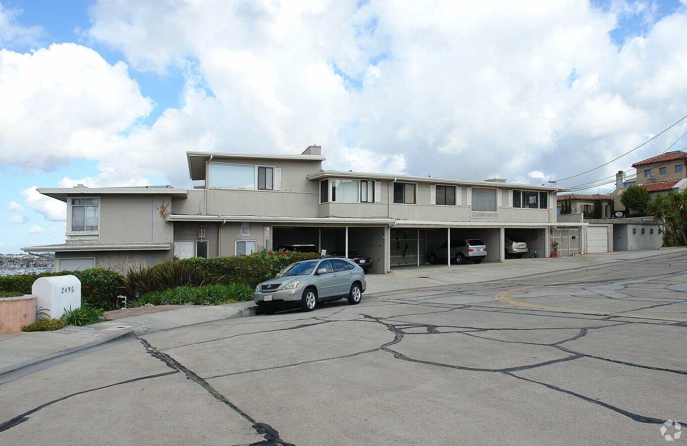 Photo - 205-207 Carnation Ave Apartments