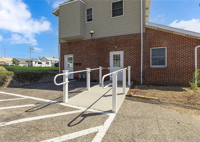 Photo - 801 Darlington Rd Unit 2 A