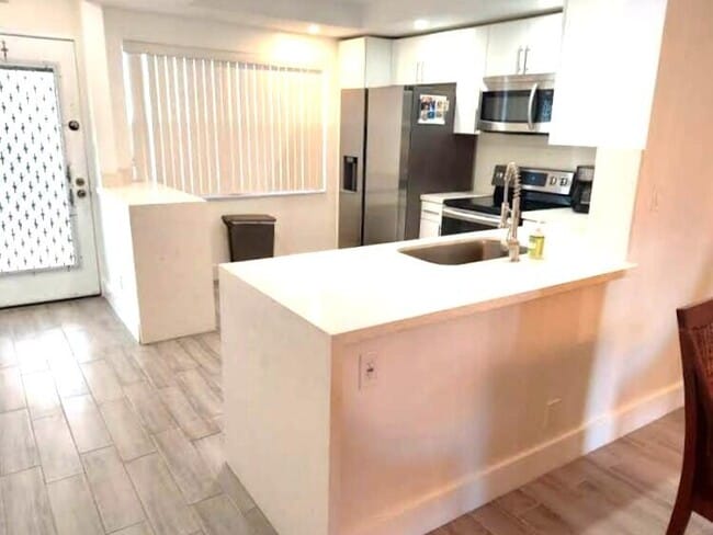 Photo - 2903 Victoria Cir