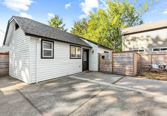 Photo - 6541 SE 89th Ave Unidad B