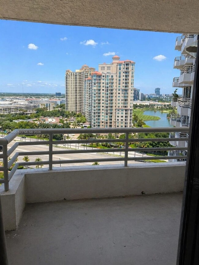 Building Photo - 3300 NE 191st St Unit 1803
