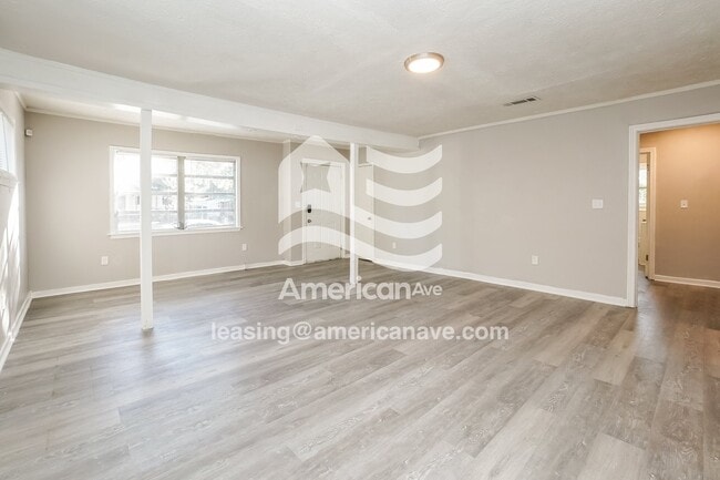 Photo - 314 Josanna St