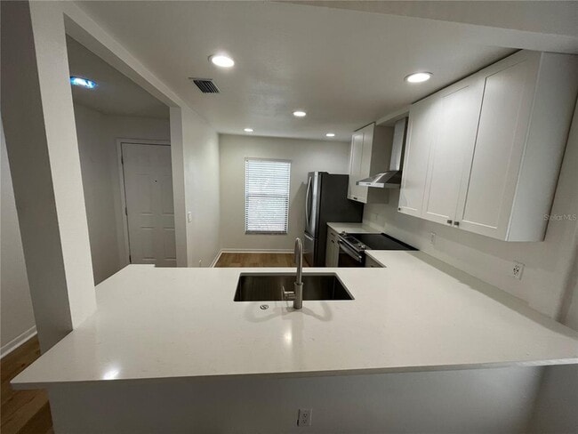 2132 Jo an Dr