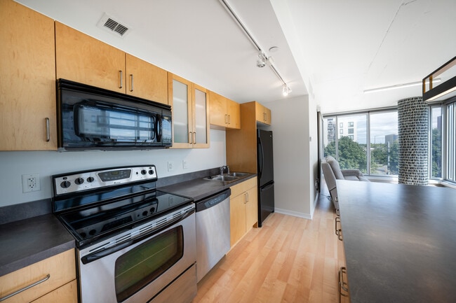 Photo - 8151 33rd Ave S Unidad 305 E