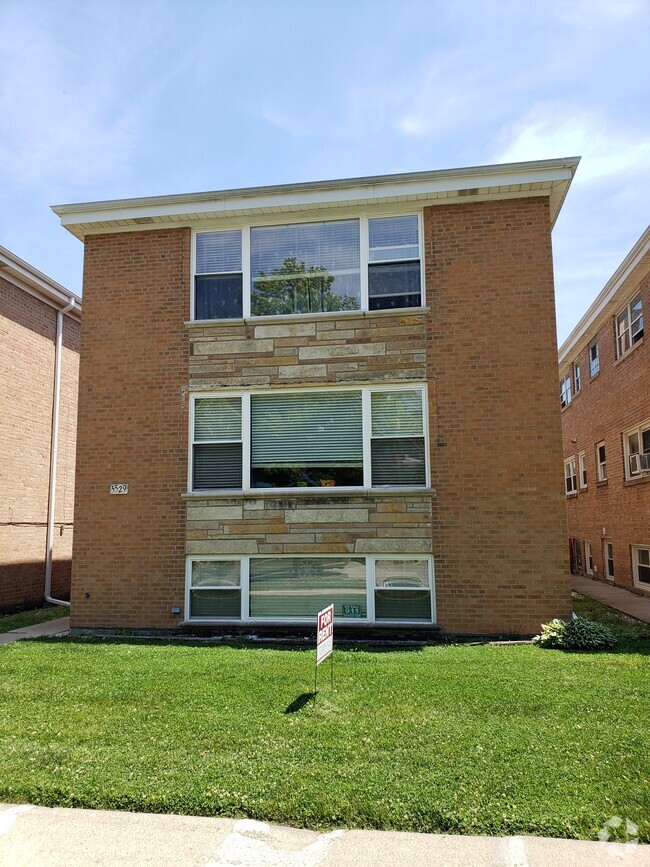 Building Photo - 5533 N Mango Ave Unit 1st floor apartment