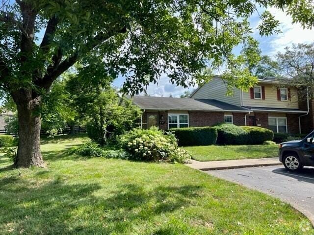 Building Photo - 3500 Warwick Dr Rental