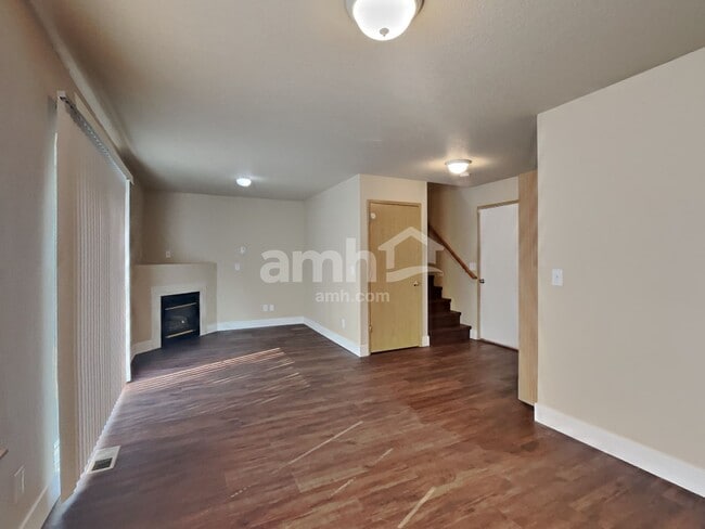 Photo - 16978 SW Steele Way