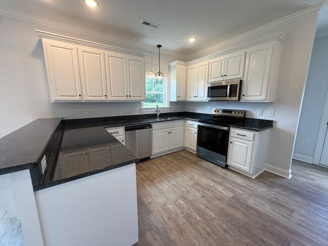 Photo - 4513 Pintail Pl SW