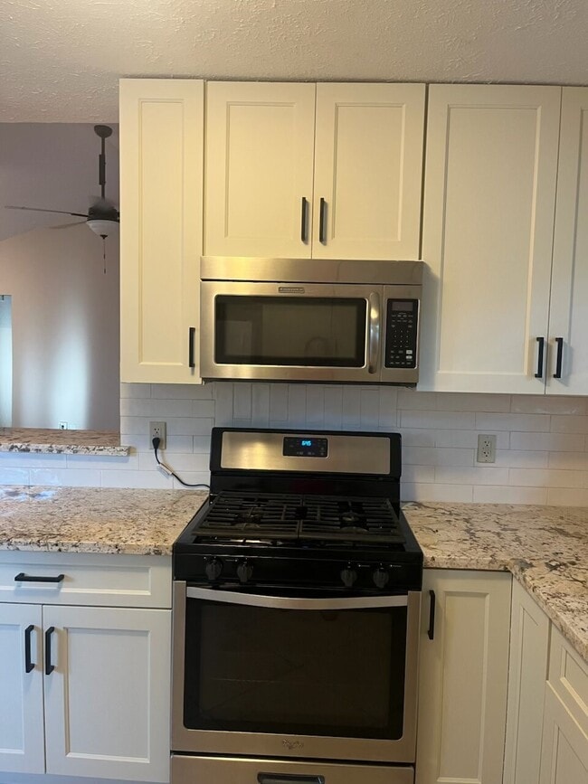Photo - 2406 Broken Elm Dr