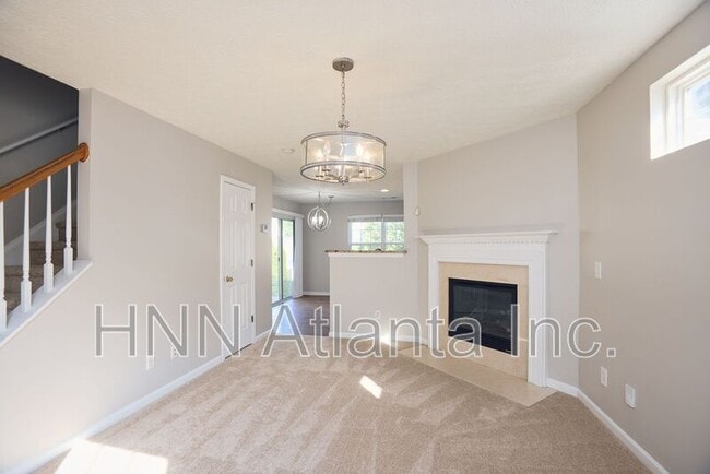 Photo - 121 Oak Grove Pl