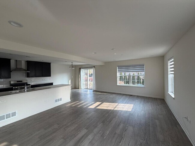 Photo - 579 Bobby Ann Ct