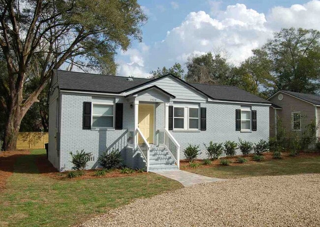 Building Photo - 1533 Yancey Street Rental