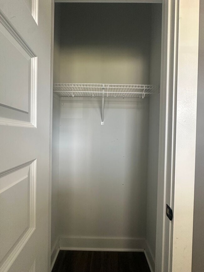 Photo - 238 E Ivybridge Dr