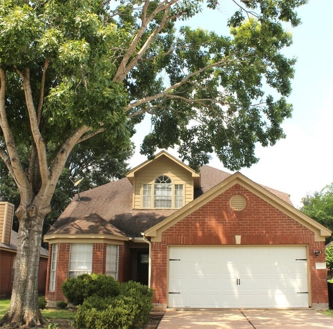 Building Photo - 1914 Wildwood Ridge Dr Rental