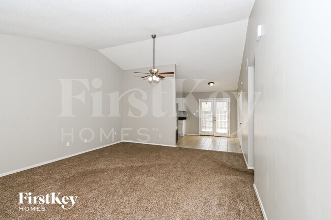 Photo - 5765 Ashridge Pl