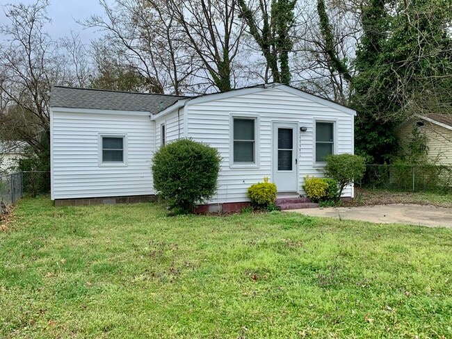 Photo - 1909 N Mallory St