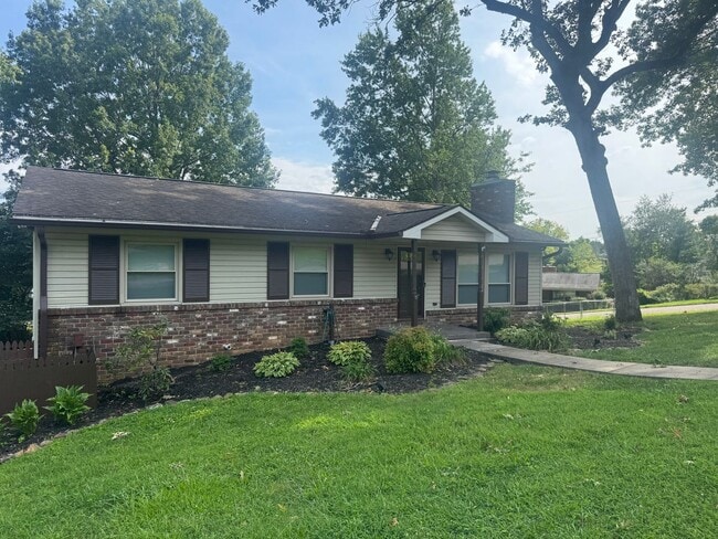Building Photo - 4616 Crestfield Rd