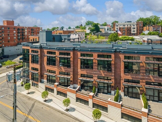 Building Photo - 172 E Prospect Ave Unit 202 Rental