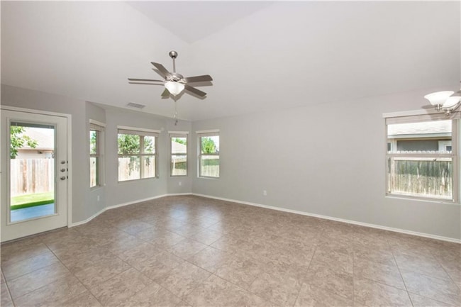 Photo - 19005 Mangan Way