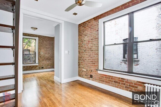 Building Photo - 416 E 13th St Unit 6F Rental