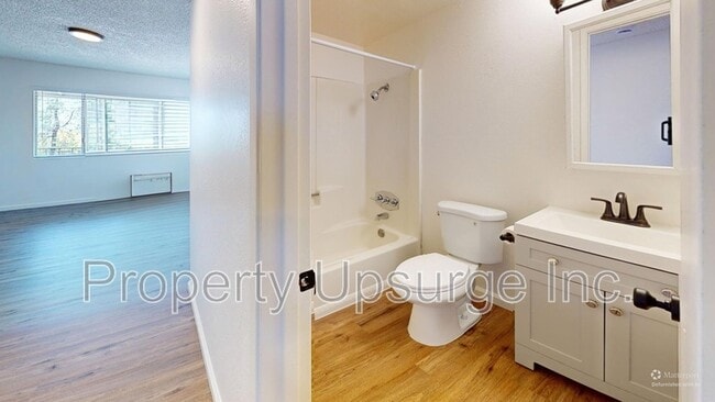 Photo - 3717 St Nicholas Ave