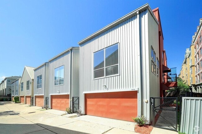 Building Photo - 6114 Grand Blvd Rental