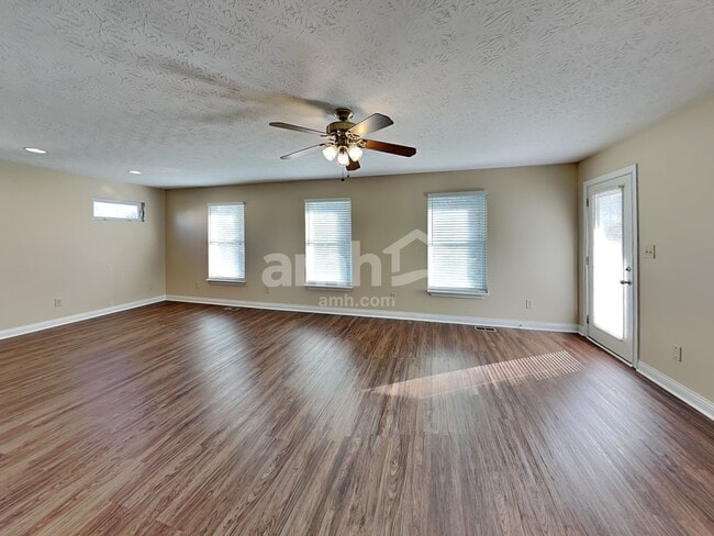 Photo - 1073 Ivoryhill Dr