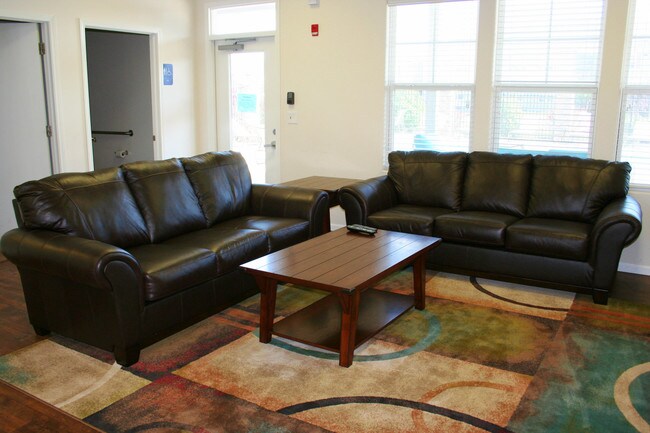 Resident Lounge - Remington Square
