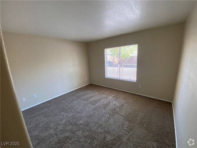 Building Photo - 5000 Red Rock St Unit 172 Rental