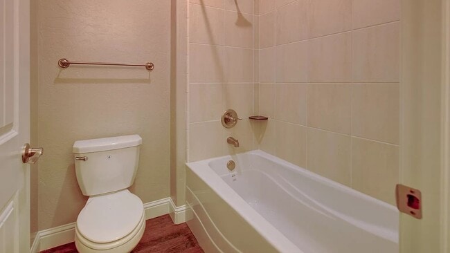 Photo - Granville Home for Rent in Deauville East,...