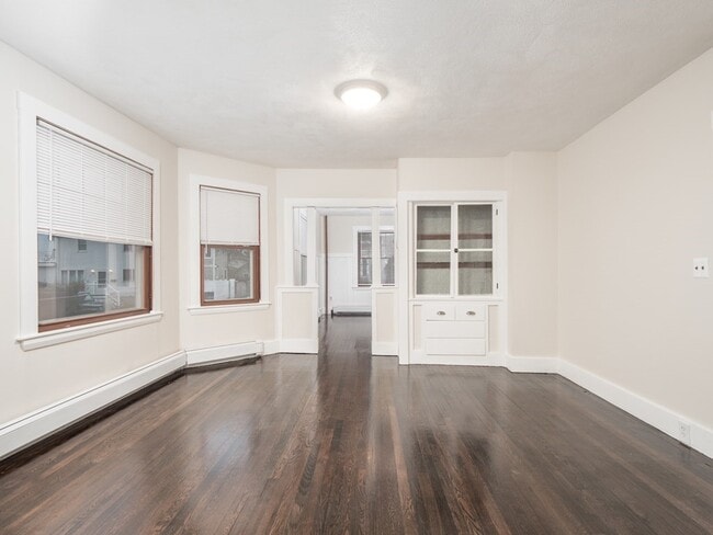 Photo - 68 Apthorp St