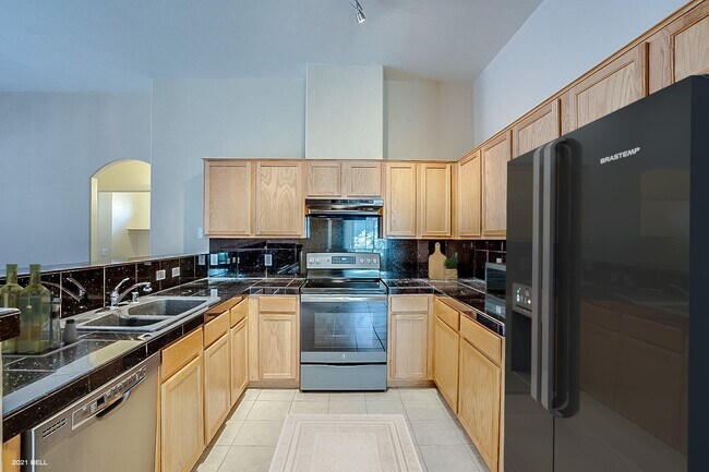 Photo - 2150 E Bell Rd Unit #1008