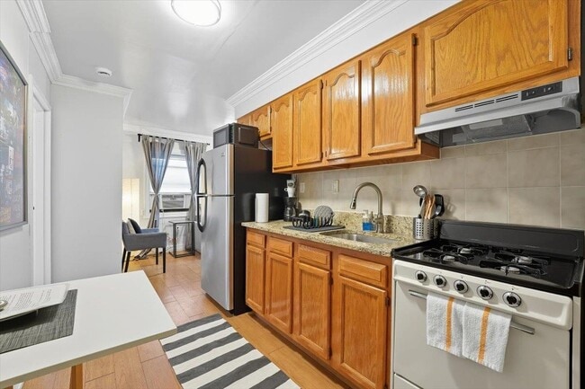 Building Photo - 1721 John F. Kennedy Blvd Unit 1G